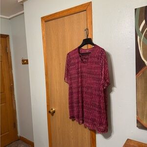 Catherines Size 1X Multi-Color w/Geometric Print Short Sleeve Blouse - EUC